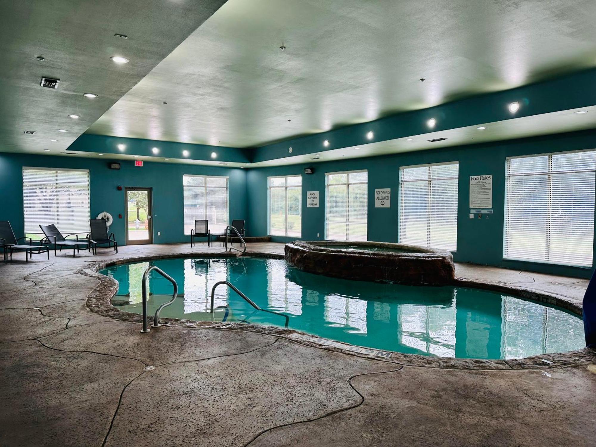 Holiday Inn Express Hotel & Suites Mansfield By Ihg Экстерьер фото