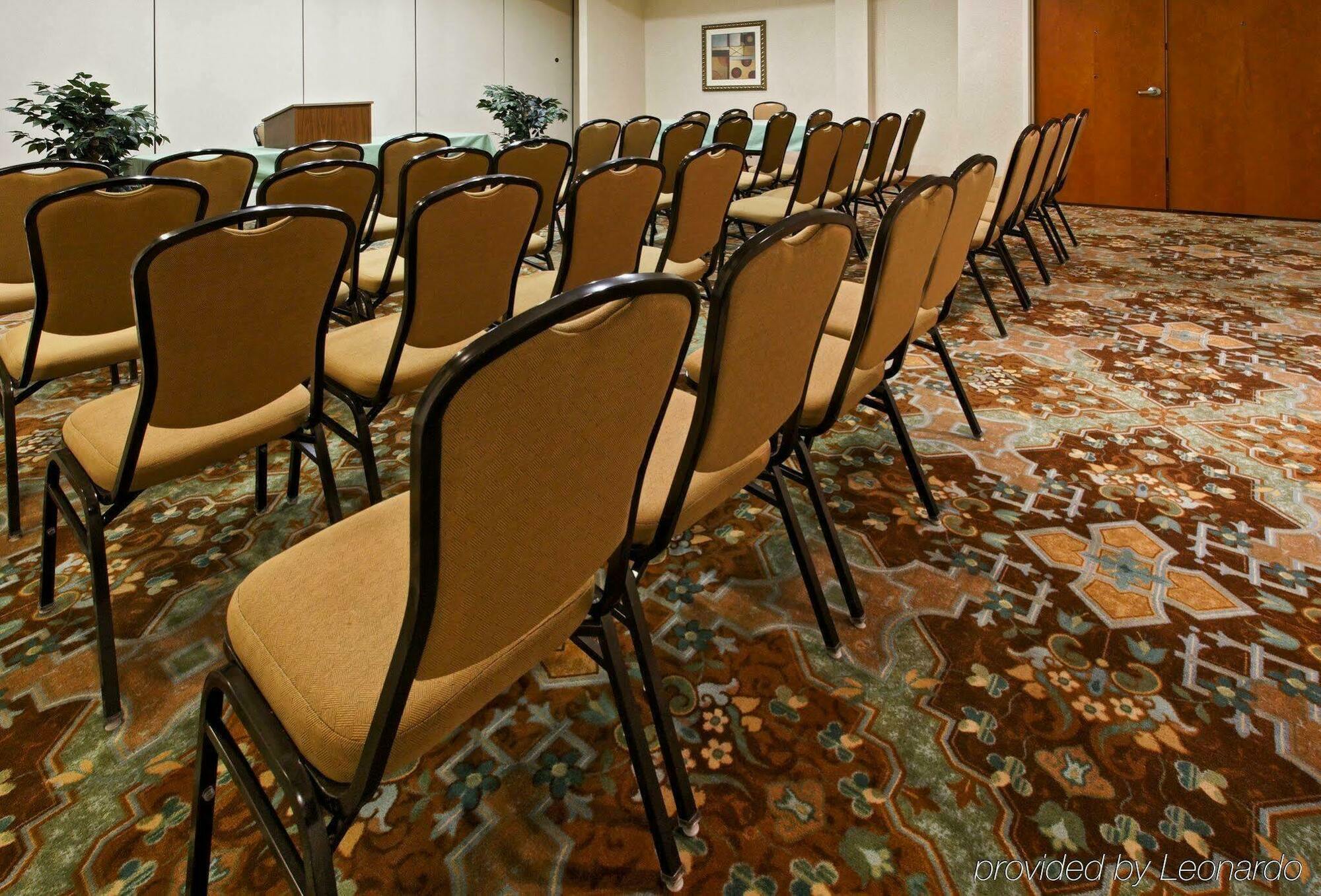 Holiday Inn Express Hotel & Suites Mansfield By Ihg Экстерьер фото
